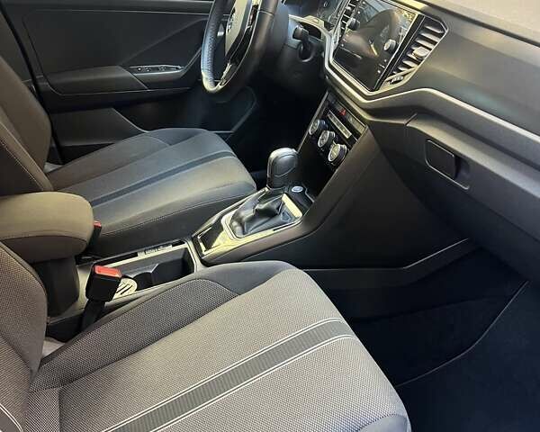 Коричневый Фольксваген Ти-Рок, объемом двигателя 1.5 л и пробегом 53 тыс. км за 23000 $, фото 11 на Automoto.ua