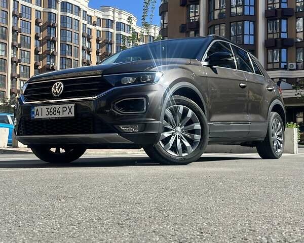 Коричневый Фольксваген Ти-Рок, объемом двигателя 1.5 л и пробегом 53 тыс. км за 23000 $, фото 3 на Automoto.ua