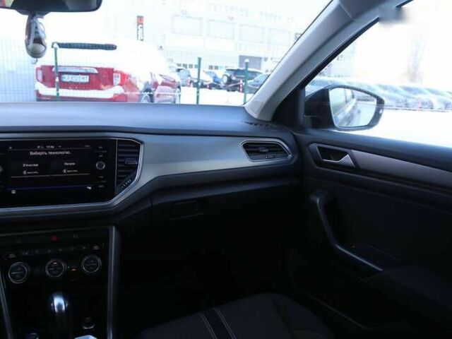 Фольксваген Ті-Рок, об'ємом двигуна 1.5 л та пробігом 43 тис. км за 24900 $, фото 12 на Automoto.ua