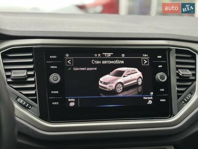 Фольксваген Ти-Рок, объемом двигателя 1.5 л и пробегом 89 тыс. км за 23200 $, фото 26 на Automoto.ua
