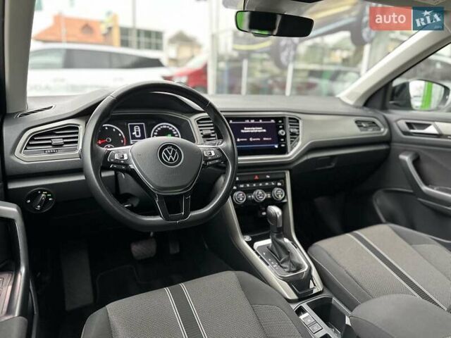 Фольксваген Ти-Рок, объемом двигателя 1.5 л и пробегом 89 тыс. км за 23200 $, фото 14 на Automoto.ua