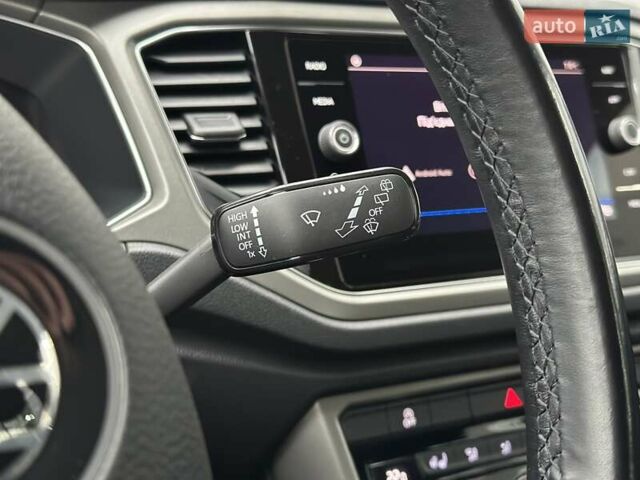 Фольксваген Ти-Рок, объемом двигателя 1.5 л и пробегом 89 тыс. км за 23200 $, фото 22 на Automoto.ua