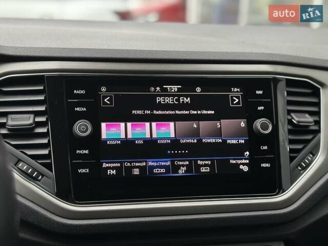 Фольксваген Ти-Рок, объемом двигателя 1.5 л и пробегом 89 тыс. км за 23200 $, фото 25 на Automoto.ua