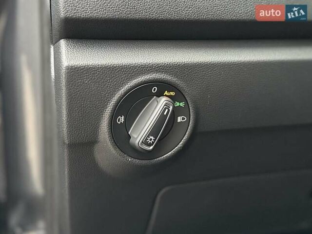 Фольксваген Ти-Рок, объемом двигателя 1.5 л и пробегом 89 тыс. км за 23200 $, фото 18 на Automoto.ua