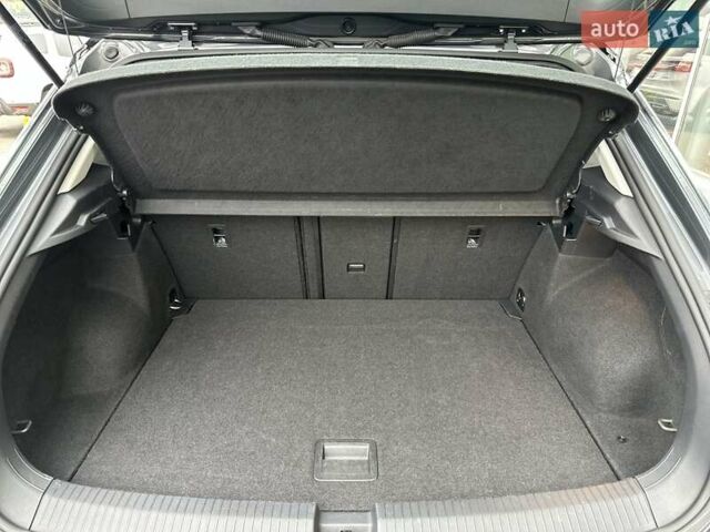 Фольксваген Ти-Рок, объемом двигателя 1.5 л и пробегом 89 тыс. км за 23200 $, фото 35 на Automoto.ua