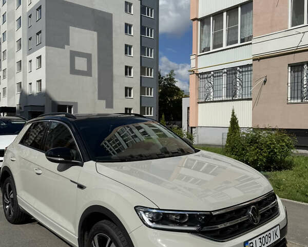 Фольксваген Ти-Рок, объемом двигателя 1.4 л и пробегом 4 тыс. км за 31175 $, фото 8 на Automoto.ua