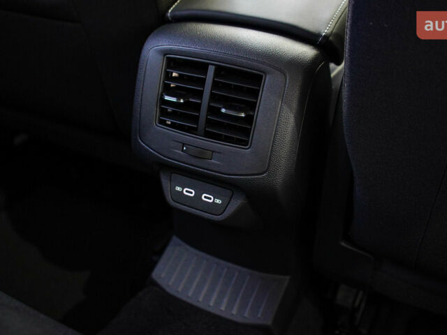 Фольксваген Ти-Рок, объемом двигателя 1.4 л и пробегом 0 тыс. км за 31613 $, фото 11 на Automoto.ua