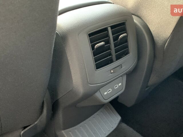 Фольксваген Ти-Рок, объемом двигателя 1.4 л и пробегом 0 тыс. км за 31613 $, фото 15 на Automoto.ua