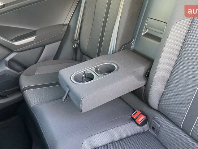 Фольксваген Ті-Рок, об'ємом двигуна 1.4 л та пробігом 0 тис. км за 30255 $, фото 15 на Automoto.ua