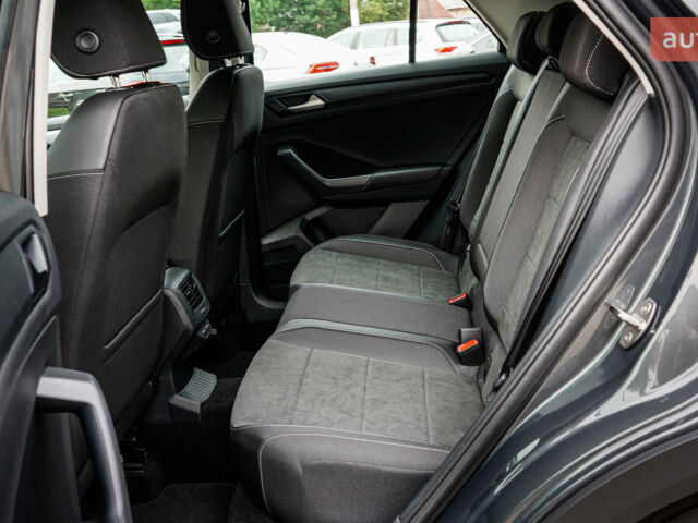 Фольксваген Ті-Рок, об'ємом двигуна 1.4 л та пробігом 0 тис. км за 31613 $, фото 18 на Automoto.ua