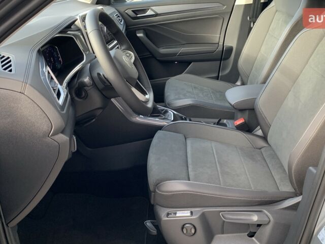 Фольксваген Ти-Рок, объемом двигателя 1.4 л и пробегом 0 тыс. км за 31613 $, фото 8 на Automoto.ua