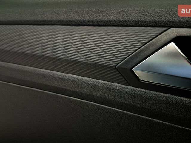 Фольксваген Ті-Рок, об'ємом двигуна 1.4 л та пробігом 0 тис. км за 35065 $, фото 25 на Automoto.ua