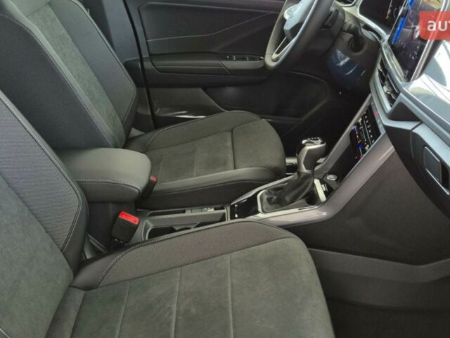 Фольксваген Ти-Рок, объемом двигателя 1.4 л и пробегом 0 тыс. км за 30999 $, фото 26 на Automoto.ua