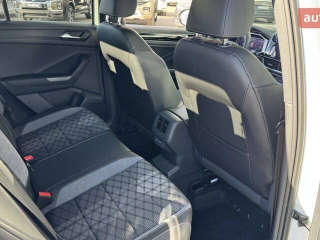 Фольксваген Ті-Рок 2025 у Чернівцях на Automoto.ua Фольксваген Ті-Рок, об'ємом двигуна 1.4 л та пробігом 0 тис. км за 33400 $, фото 25 на Automoto.ua