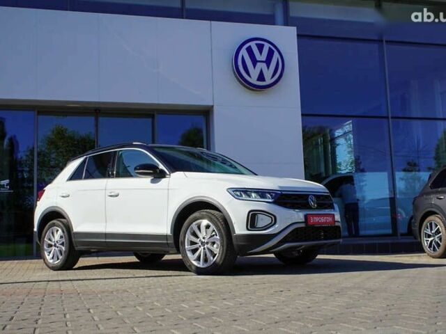 Фольксваген Ті-Рок, об'ємом двигуна 1.4 л та пробігом 8 тис. км за 28920 $, фото 10 на Automoto.ua