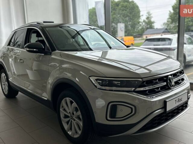 Фольксваген Ти-Рок, объемом двигателя 1.4 л и пробегом 0 тыс. км за 31613 $, фото 2 на Automoto.ua