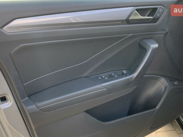 Фольксваген Ти-Рок, объемом двигателя 1.4 л и пробегом 0 тыс. км за 31613 $, фото 6 на Automoto.ua