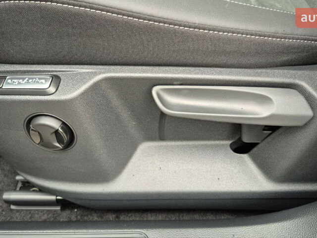 купить новое авто Фольксваген Ти-Рок 2025 года от официального дилера Автодім Атлант на Вацлава Гавела Фольксваген фото