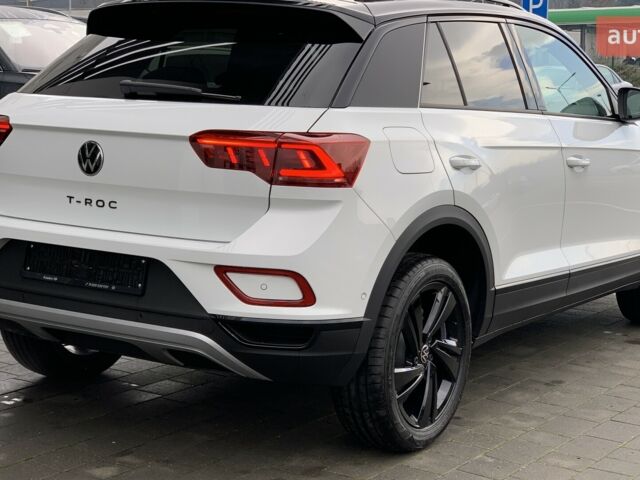 Фольксваген Ти-Рок, объемом двигателя 1.4 л и пробегом 0 тыс. км за 32778 $, фото 3 на Automoto.ua