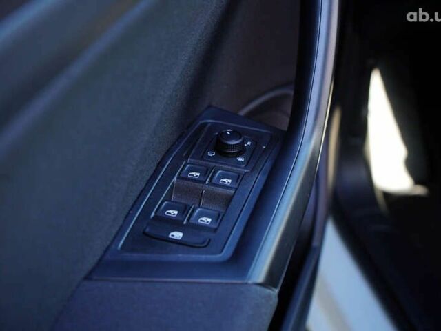 Фольксваген Ті-Рок, об'ємом двигуна 1.4 л та пробігом 8 тис. км за 28920 $, фото 12 на Automoto.ua