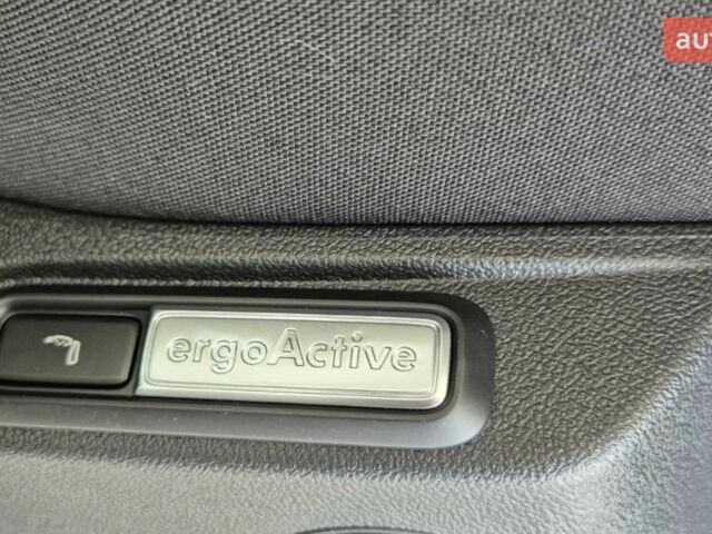 Фольксваген Ті-Рок, об'ємом двигуна 1.4 л та пробігом 0 тис. км за 30999 $, фото 10 на Automoto.ua