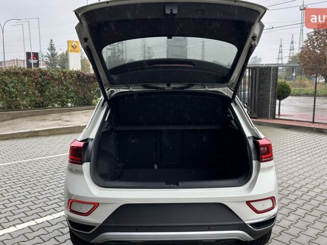 Фольксваген Ти-Рок, объемом двигателя 1.4 л и пробегом 0 тыс. км за 30999 $, фото 9 на Automoto.ua