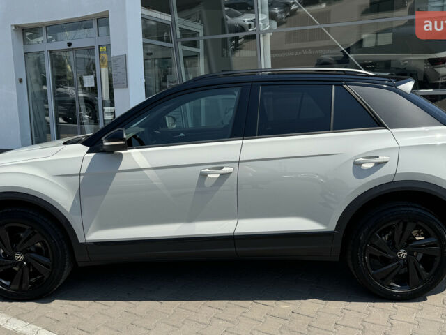 Фольксваген Ті-Рок, об'ємом двигуна 1.4 л та пробігом 0 тис. км за 31500 $, фото 3 на Automoto.ua