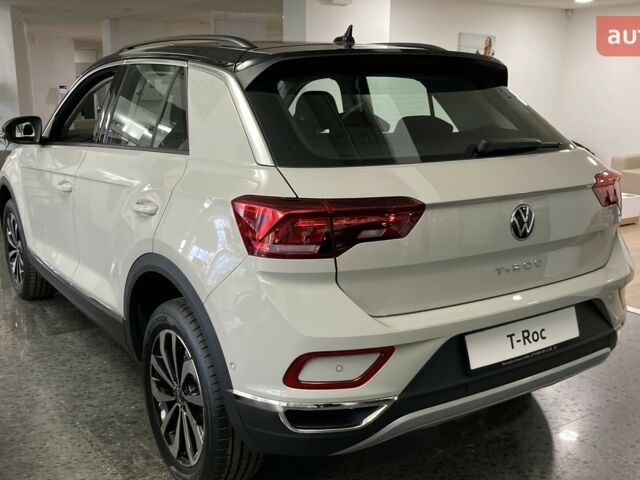купить новое авто Фольксваген Ти-Рок 2025 года от официального дилера Автодім Атлант на Вацлава Гавела Фольксваген фото