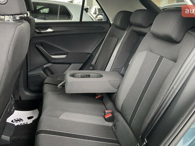 Фольксваген Ти-Рок, объемом двигателя 1.4 л и пробегом 0 тыс. км за 30416 $, фото 9 на Automoto.ua