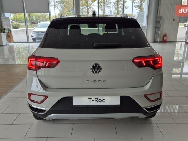 Фольксваген Ти-Рок, объемом двигателя 1.4 л и пробегом 0 тыс. км за 30999 $, фото 3 на Automoto.ua