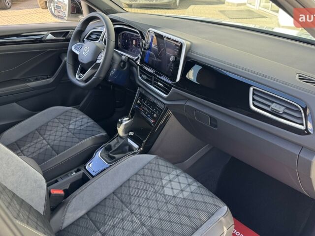 Фольксваген Ти-Рок, объемом двигателя 1.4 л и пробегом 0 тыс. км за 33375 $, фото 26 на Automoto.ua