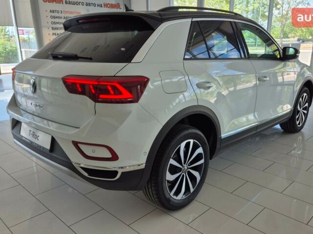 Фольксваген Ті-Рок, об'ємом двигуна 1.4 л та пробігом 0 тис. км за 30999 $, фото 6 на Automoto.ua