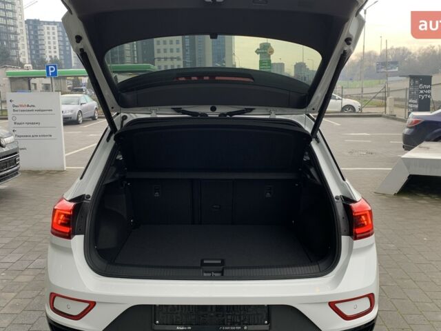 Фольксваген Ти-Рок, объемом двигателя 1.4 л и пробегом 0 тыс. км за 32778 $, фото 20 на Automoto.ua