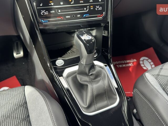 Фольксваген Ті-Рок, об'ємом двигуна 1.4 л та пробігом 0 тис. км за 33970 $, фото 16 на Automoto.ua