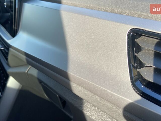 Фольксваген Ті-Рок, об'ємом двигуна 1.4 л та пробігом 0 тис. км за 30255 $, фото 9 на Automoto.ua