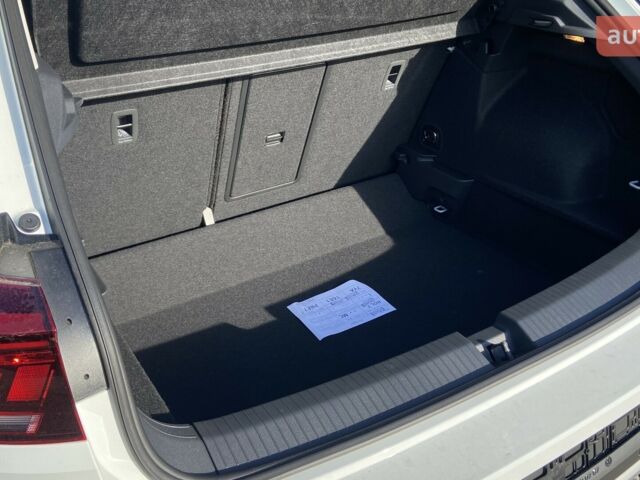 Фольксваген Ті-Рок, об'ємом двигуна 1.4 л та пробігом 0 тис. км за 30255 $, фото 17 на Automoto.ua