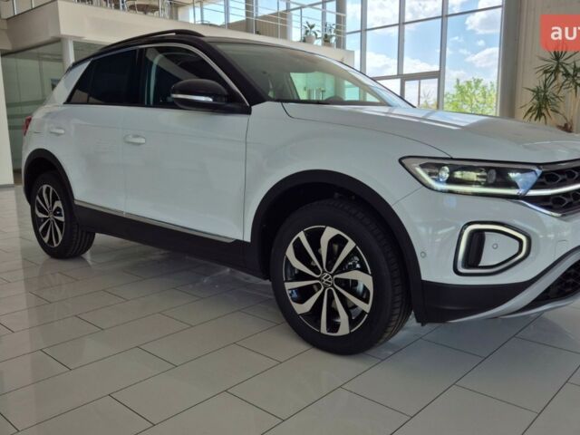 Фольксваген Ти-Рок 2025 в Николаеве на Automoto.ua Фольксваген Ти-Рок, объемом двигателя 1.4 л и пробегом 0 тыс. км за 31500 $, фото 1 на Automoto.ua