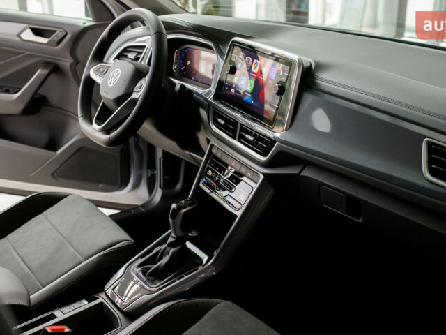 Фольксваген Ти-Рок, объемом двигателя 1.4 л и пробегом 0 тыс. км за 33380 $, фото 17 на Automoto.ua