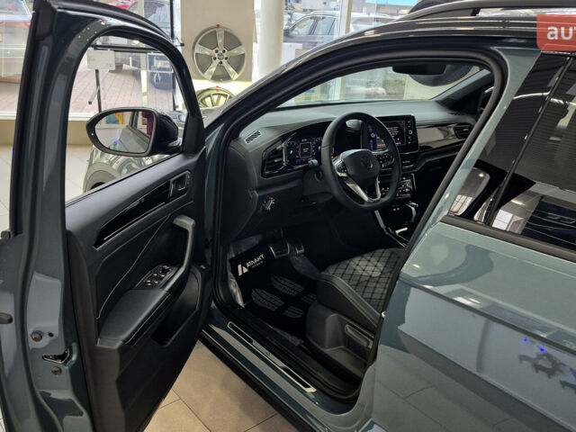 Фольксваген Ті-Рок, об'ємом двигуна 1.4 л та пробігом 0 тис. км за 35065 $, фото 19 на Automoto.ua