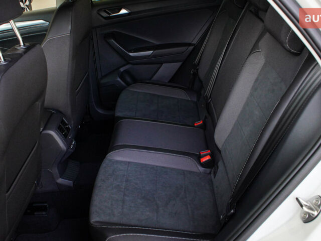 Фольксваген Ти-Рок, объемом двигателя 1.4 л и пробегом 0 тыс. км за 31613 $, фото 10 на Automoto.ua