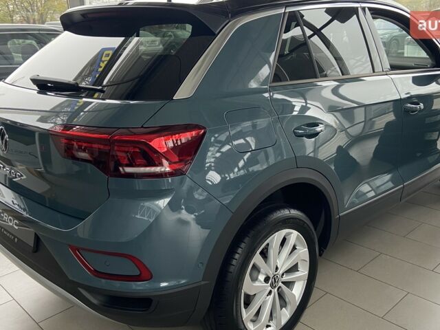 Фольксваген Ти-Рок, объемом двигателя 1.4 л и пробегом 0 тыс. км за 30416 $, фото 1 на Automoto.ua