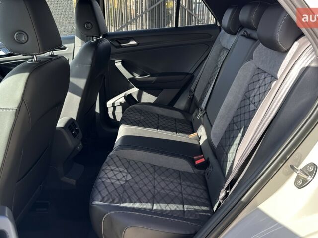 Фольксваген Ти-Рок, объемом двигателя 1.4 л и пробегом 0 тыс. км за 31999 $, фото 21 на Automoto.ua