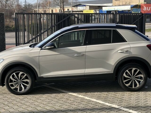 Фольксваген Ти-Рок, объемом двигателя 1.4 л и пробегом 0 тыс. км за 30999 $, фото 5 на Automoto.ua