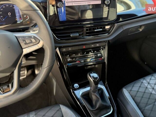 Фольксваген Ти-Рок, объемом двигателя 1.4 л и пробегом 0 тыс. км за 35177 $, фото 24 на Automoto.ua