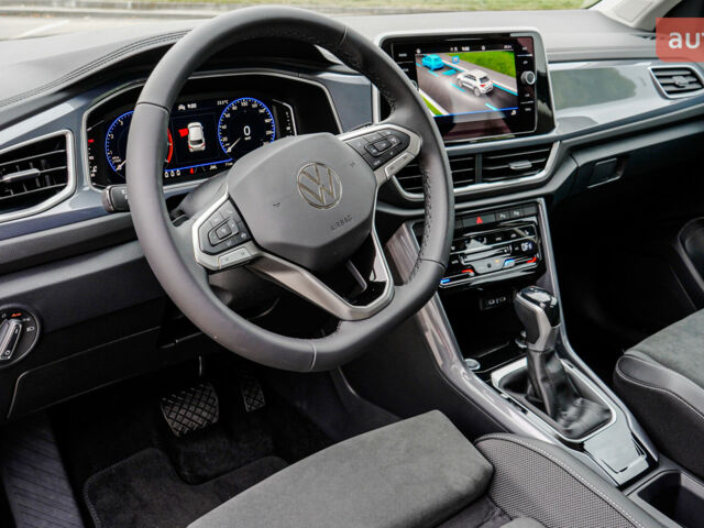 Фольксваген Ті-Рок, об'ємом двигуна 1.4 л та пробігом 0 тис. км за 31613 $, фото 17 на Automoto.ua