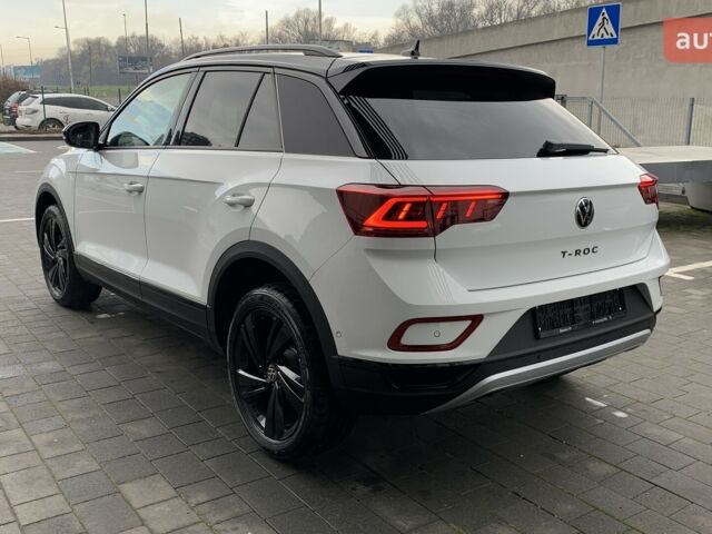 Фольксваген Ти-Рок, объемом двигателя 1.4 л и пробегом 0 тыс. км за 32778 $, фото 4 на Automoto.ua