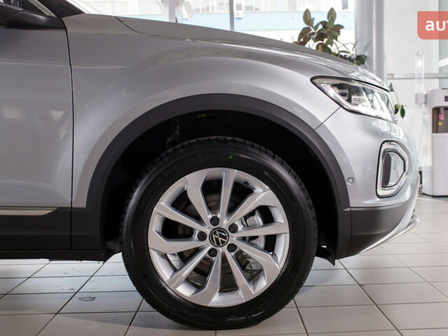 Фольксваген Ти-Рок, объемом двигателя 1.4 л и пробегом 0 тыс. км за 33380 $, фото 2 на Automoto.ua