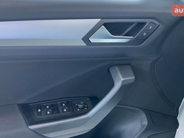 Фольксваген Ти-Рок, объемом двигателя 1.4 л и пробегом 0 тыс. км за 28700 $, фото 10 на Automoto.ua