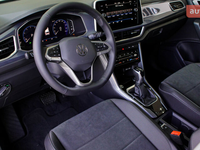 Фольксваген Ти-Рок, объемом двигателя 1.4 л и пробегом 0 тыс. км за 31613 $, фото 24 на Automoto.ua