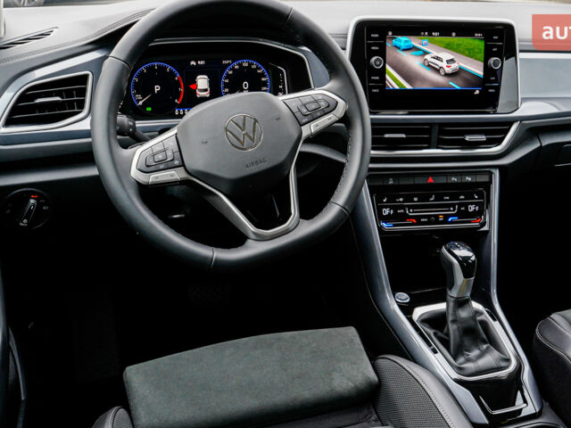 Фольксваген Ті-Рок, об'ємом двигуна 1.4 л та пробігом 0 тис. км за 31613 $, фото 14 на Automoto.ua